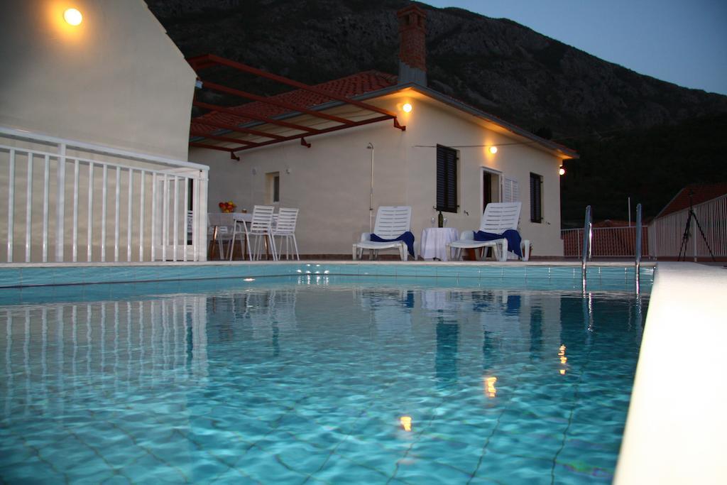 Holiday Home Urlovic Gruda Bilik gambar