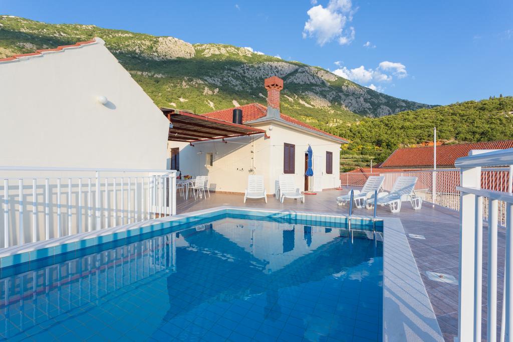 Holiday Home Urlovic Gruda Luaran gambar