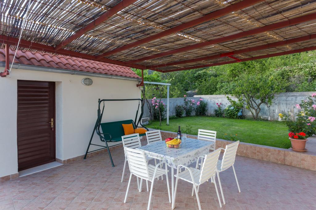 Holiday Home Urlovic Gruda Luaran gambar